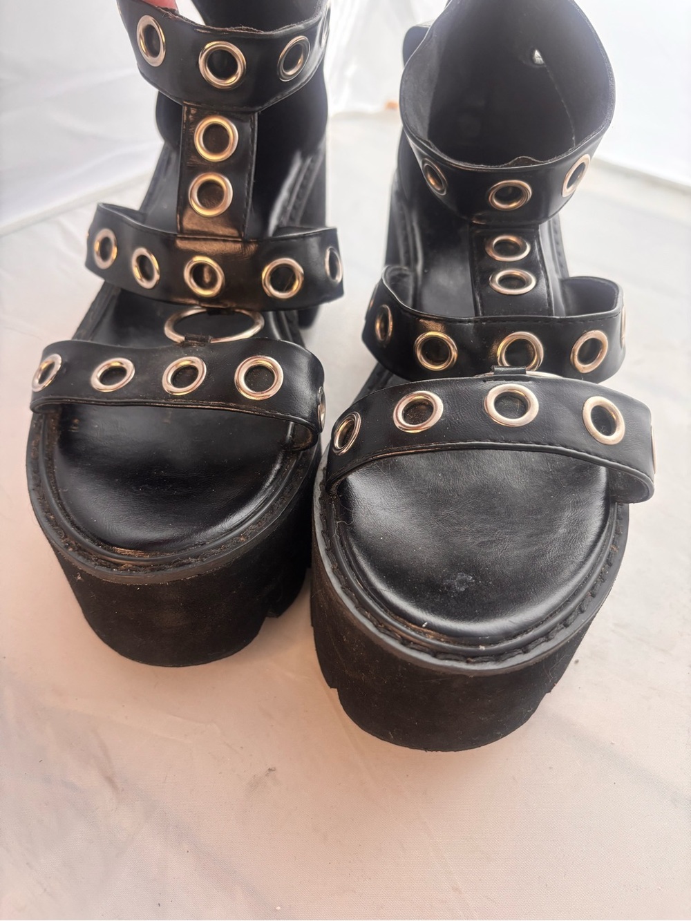 Black Platform Grommet Strap Sandals for Women size 7.5